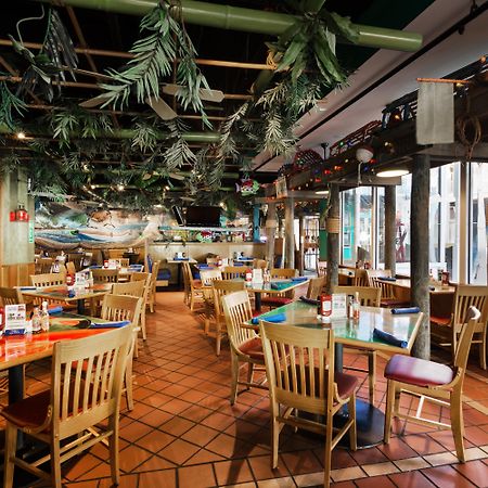 Holiday Inn & Suites Clearwater Beach S-Harbourside Экстерьер фото